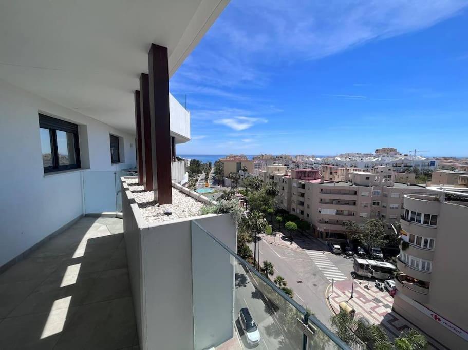 Infinity Estepona Centro Bagian luar foto
