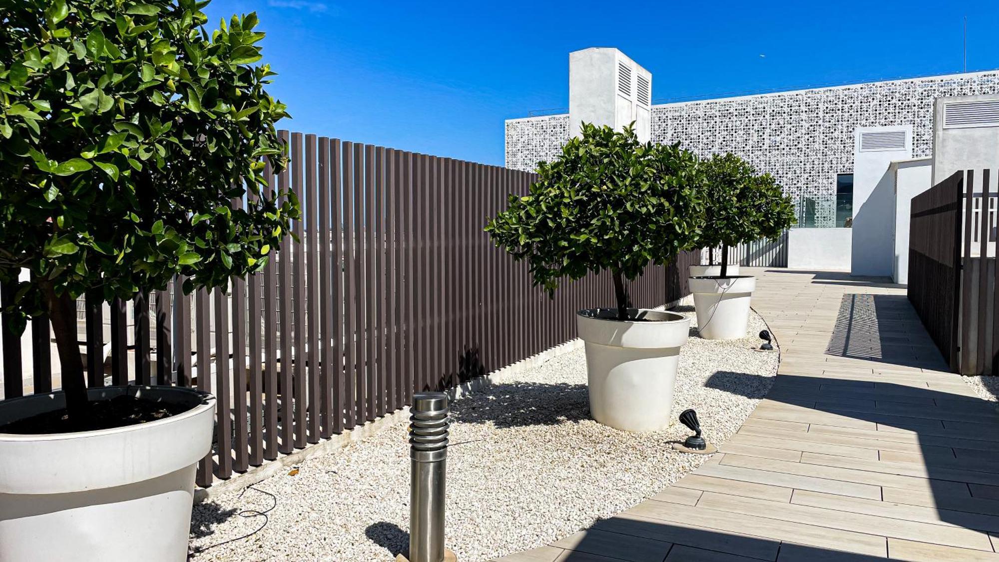 Infinity Estepona Centro Bagian luar foto